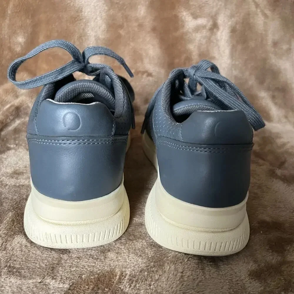 Everlane Tread the Trainer Leather Sneaker Women’s Size 6‎ Men’s Size 4